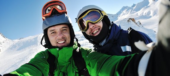 int_academy's tweet image. Refer a friend to one of our courses and receive a £100 reward! #ski #gapyear #HumpDay tinyurl.com/nlwvuab