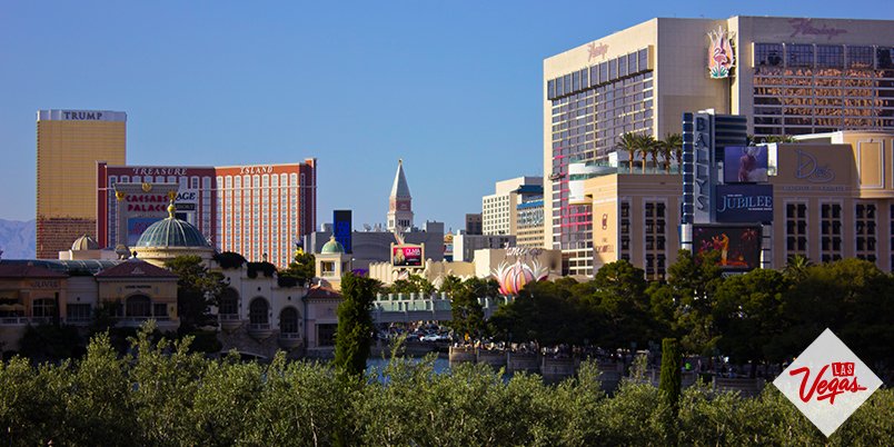Vegas's tweet photo. Happy #HumpDay from where you'd rather be! https://t.co/XZfyqplZOF