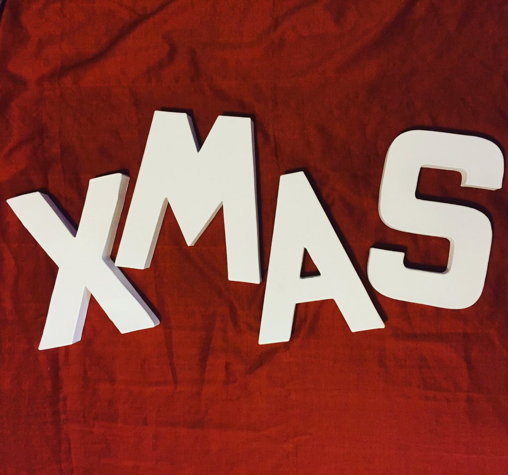 MakeArtUK's tweet photo. Day 16 of #advent and behind the door we have #Decopatch letters! https://t.co/aY3oBgCZJD #christmas #christmascraft https://t.co/eIxmNwx6o4