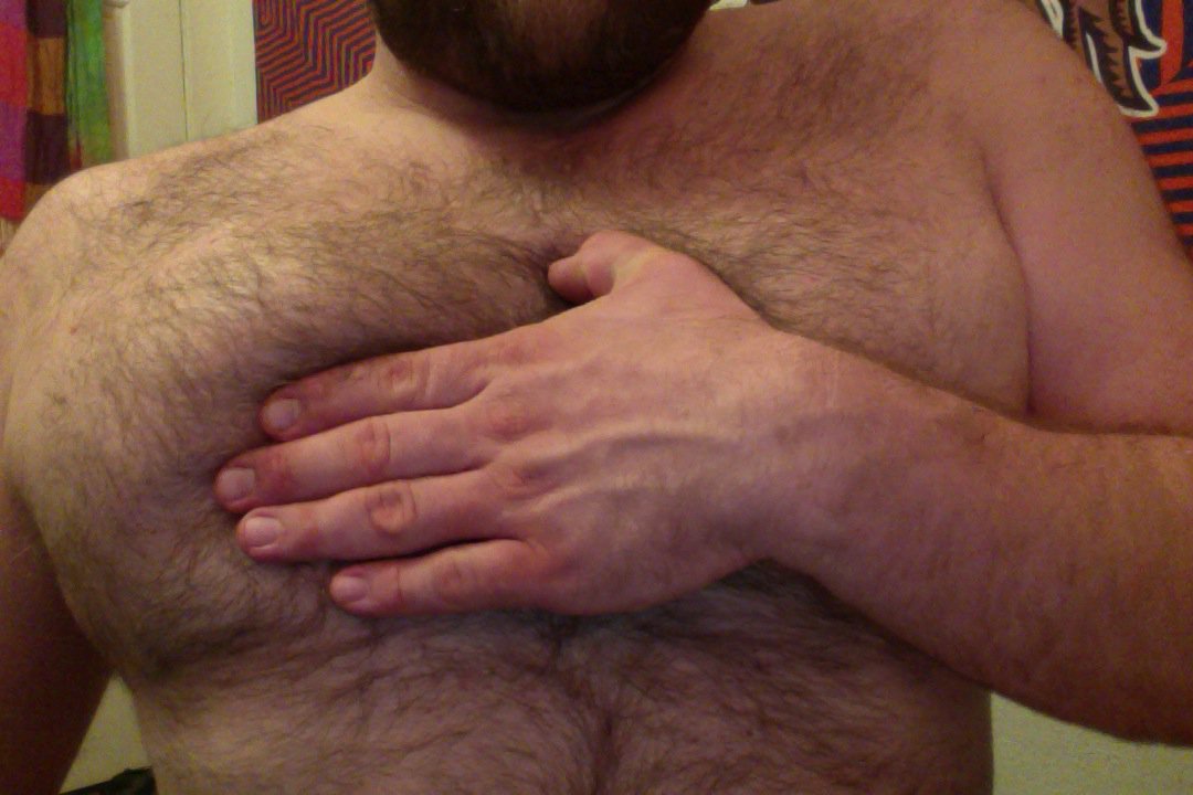 NotRobG's tweet photo. why is it when i put out photos like this all i get are "wanna fuck" responses. AS IF! LIKE I EVEN WOULD!! #probwill https://t.co/9jMeu4BGId