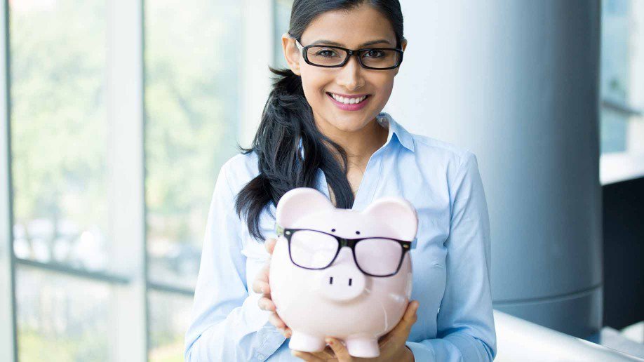 AggiePlanners's tweet photo. Five personal finance tips for college graduates: https://t.co/xekGEzOiCC #classof2015 https://t.co/vsG46cot3Y