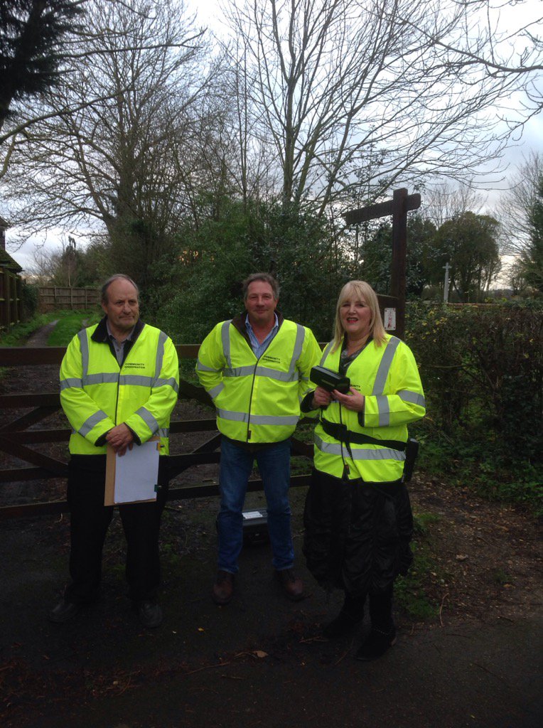 <a href="/yourthurrock/">YourThurrock</a> <a href="/CllrRobGledhill/">Cllr Rob Gledhill</a> <a href="/ThurrockGazette/">Thurrock Gazette</a> <a href="/Metcalfe_SBET/">Stephen Metcalfe</a> out doing our community speed checks #Speed kills#