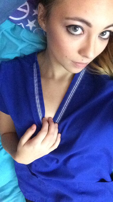 just a peek at what you're missing without my snapchat! $10/mo or $30/life! gw/giftrocket to lolopunzel@gmail<a href="/tag/mvsales"class="tags"><span>#mvsales</span></a>