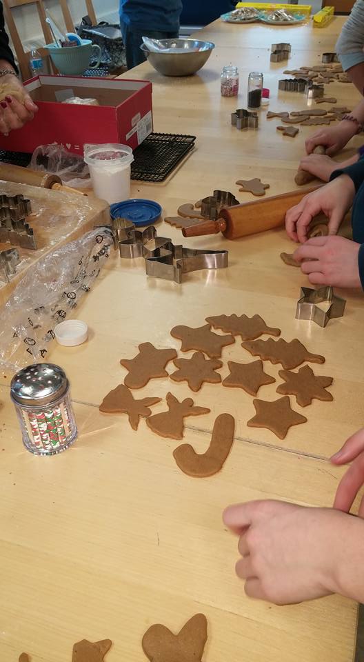 RoomOne2's tweet photo. second annual #cookiebaking in room one #sharingtraditions @NewDundeePublic @wrdsb https://t.co/yuelZKLNDG