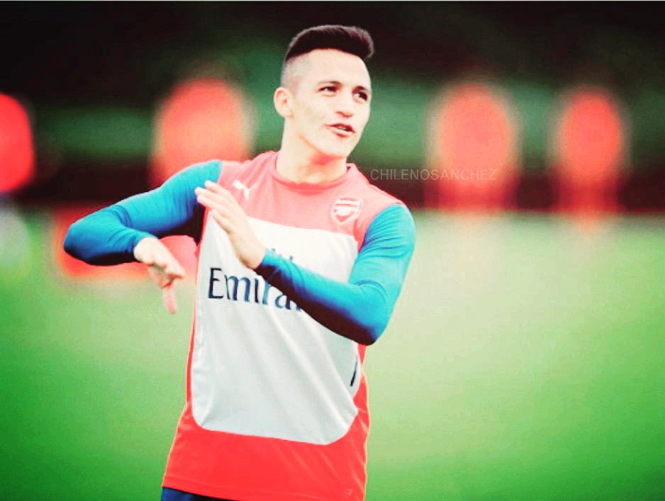 wmjpatriot's tweet photo. We all miss you Sanchez ..
@alexis_officia1 💜✌❤⚽ #arsenal #gunners #arsenalfans #arsenalfc #ramsey #supportarsenal … https://t.co/u7r0GjXP5X