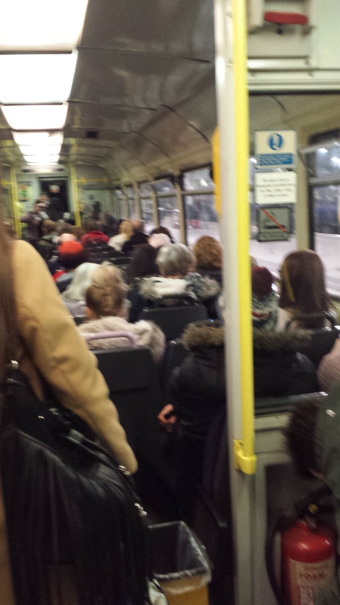 TaylorAndJam's tweet image. Even on packed trains no one sits in the middle cos is so uncomfortable. New franchise got work #Marple #CattleClass