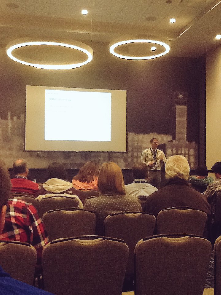 steve_esserACHM's tweet photo. Learning about social media in schools at #ties2015 https://t.co/Fa6VrI4gRl