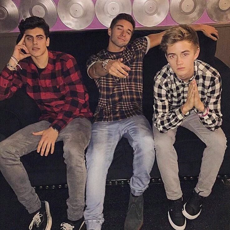 SHAWNSTUPID's tweet photo. Olha a cara de fodedor #askmagcult https://t.co/LIJoXuXzpG
