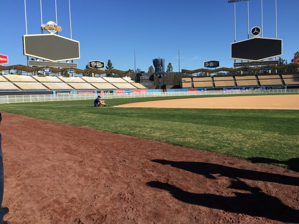 MandogLujan's tweet photo. @TheRealJHair So happy for everybody that gets to see me go deep today! https://t.co/xlv4lDtqfC