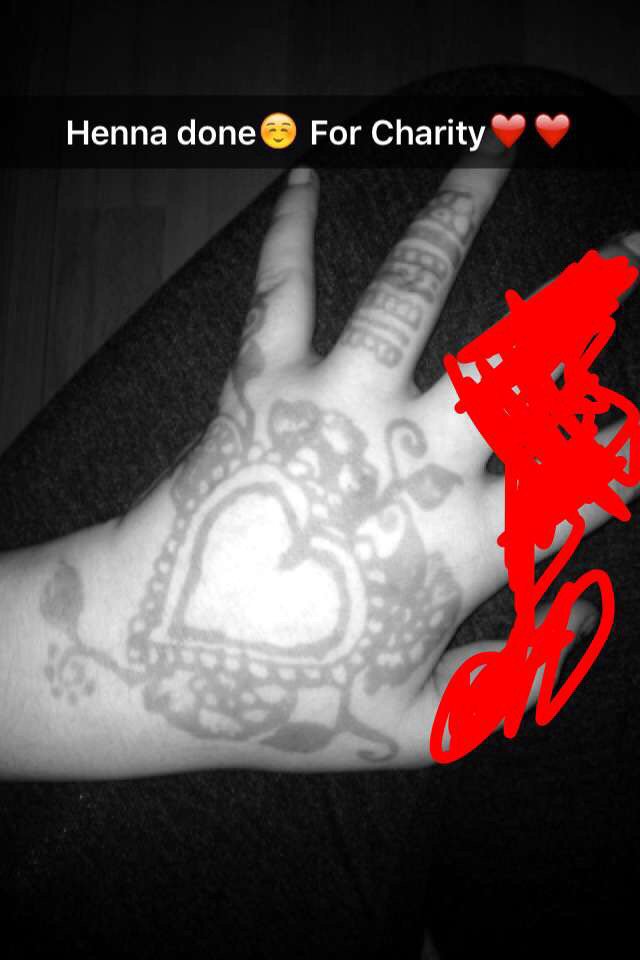 JessicaaObrienx's tweet photo. Any tattoos or anything similar? - Caption says it all https://t.co/3C8gBZdaSg https://t.co/pGpjLCK35l