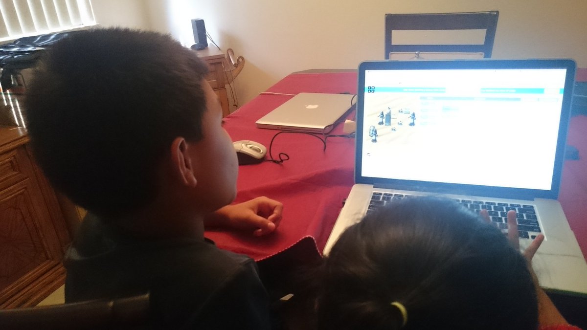 _est0516's tweet photo. Meet some of my favorite little people. Today we are building a Galaxy with Code, Star Wars. #learntocode #codehour https://t.co/wsLmfTk8fu