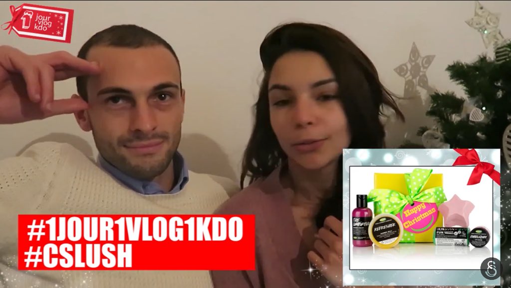 ZelieCalbry's tweet photo. Un petit coffret cocooning #1jour1vlog1kdo #cslush https://t.co/mIoE7SIQGl