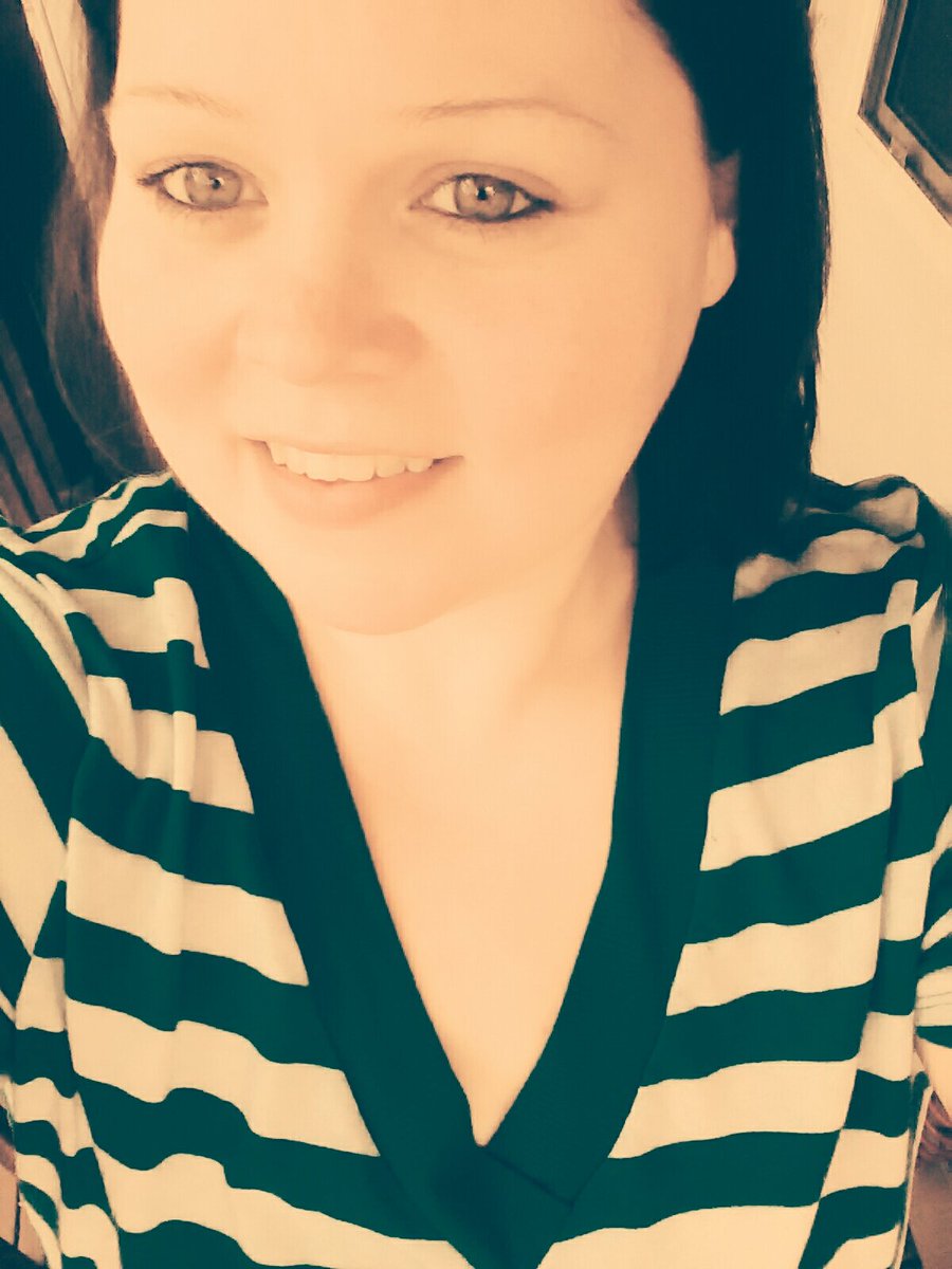 MmaGrl09's tweet photo. https://t.co/NZHh14UFNV