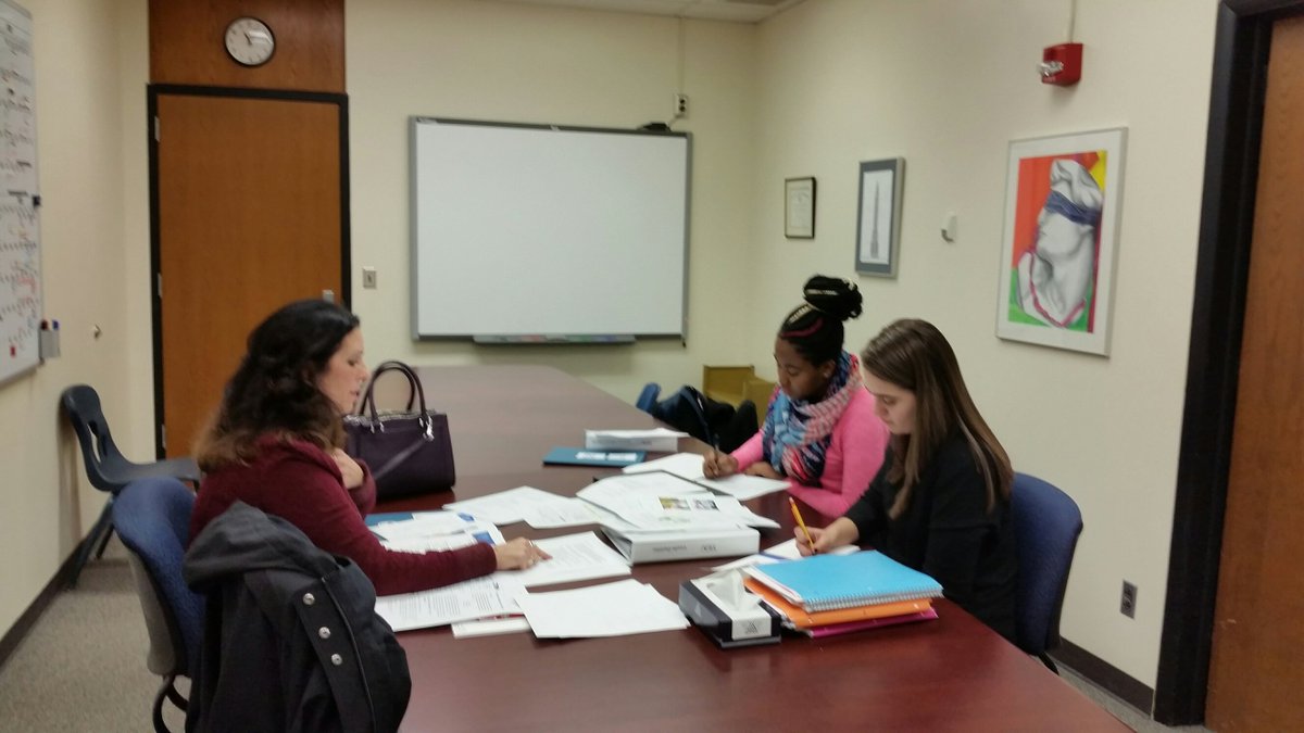 WebsterYEA's tweet photo. #WebsterYEA Mentor Meeting #2 https://t.co/IhgczyS0AG