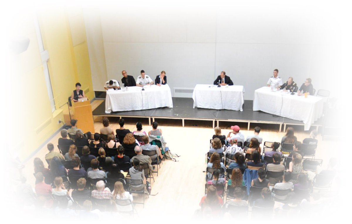 changeground's tweet image. 토론배틀의 승자는?
하버드 대학교 팀 vs. 뉴욕 교도소 수감자 팀.
(토론 중심 인문학 교육의 중요성)
goo.gl/0USwHe