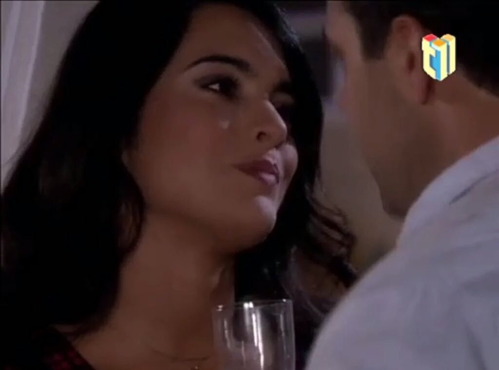 ScarletFCRD's tweet photo. Una vez+estás escenas #SamDre llenaron las pantallas de TV📺 está vez en RD @ScarletGruber @CHRISDELACAMPA #TDR en RD https://t.co/fVha98kvJQ