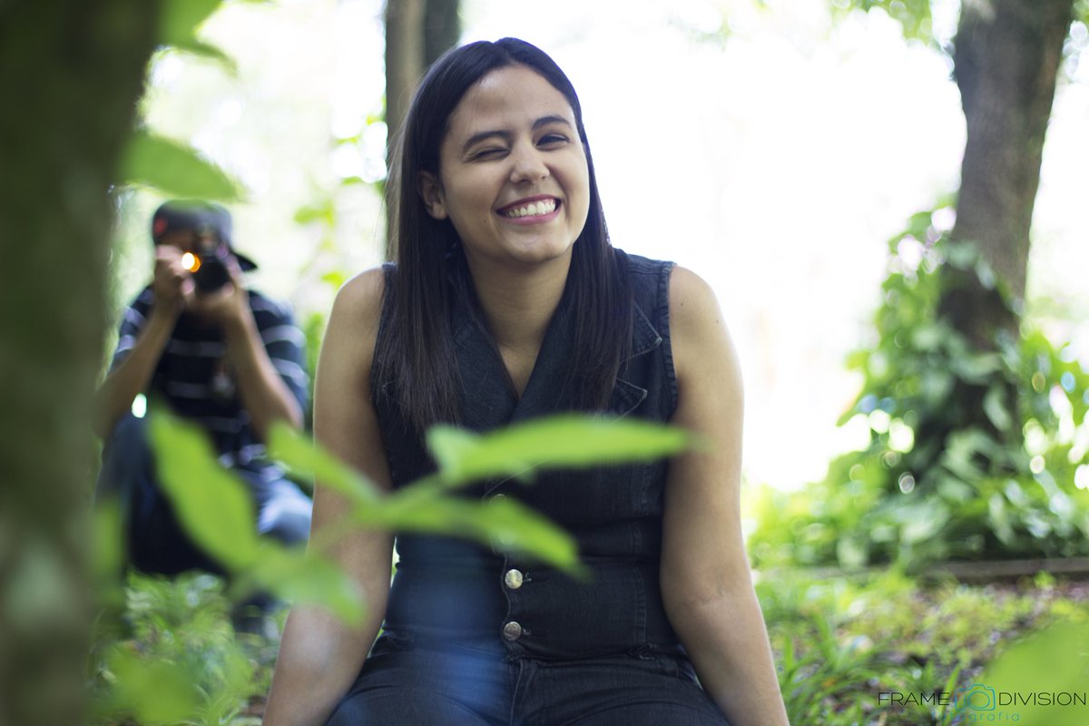 phottoframe's tweet image. Ensaio fotográfico externo com a modelo @RaquelTavaresL