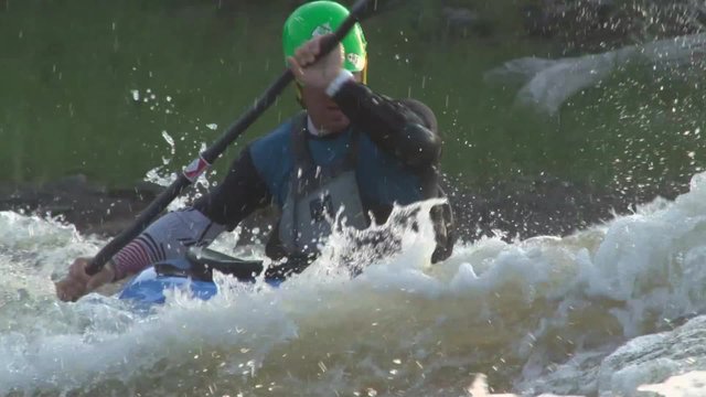 GoPaddle's tweet photo. Explore the #OttawaRiver with legends&amp;locals @joeyhitchins and @Riverplaytyler. #whitewater https://t.co/2QYWma13xA https://t.co/JQsXTN2htb