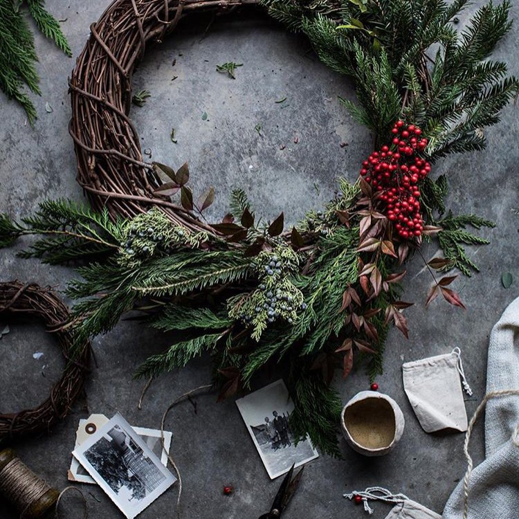 CountryandCo's tweet photo. One week until Santa visits! { image via @local_milk } https://t.co/7FiWPdSJHA