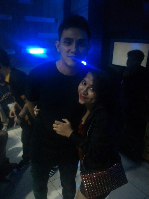 HildaBTC's tweet photo. Thanks for tonight abang. Loveyou:*:*:* ♥ ♥ ♥ @vickykciv https://t.co/5BbU9tgnQ8