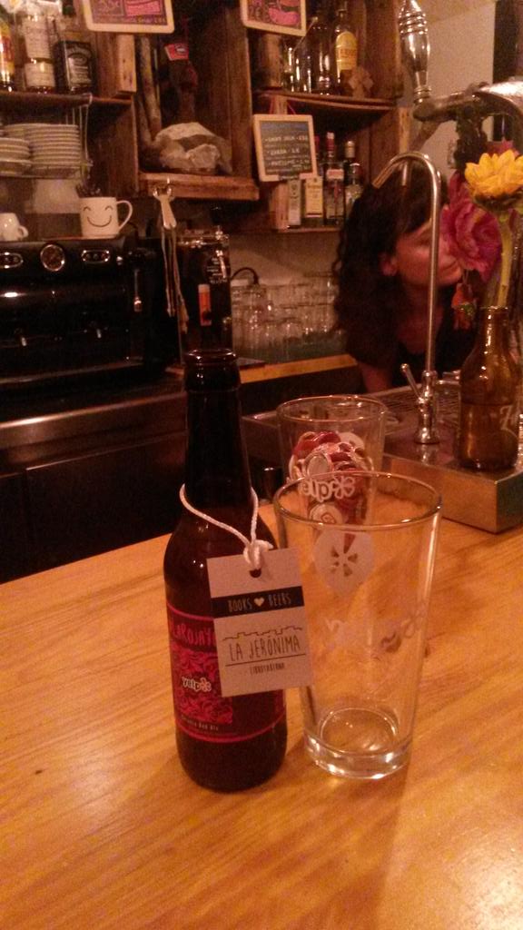 Ahí vamos! <a href="/YelpSevilla/">Yelp</a> #LaRojaYelp acabad con todas!!!