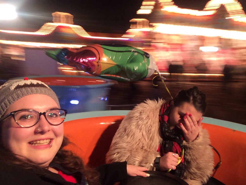 Teacup fairground ride