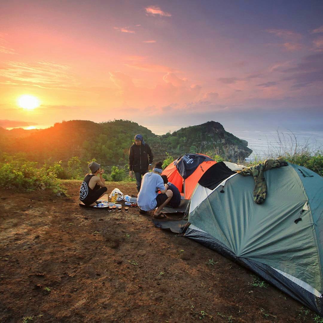 Camping Yok, di Bukit Kosakora bukan diluar negeri lho ini gaes
Photo By ihsanudn