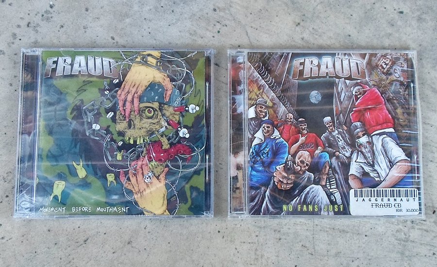 Dua album @fraudbeatdown masih tersedia di stockroom, segera order brow sebelum kehabisan lagi !