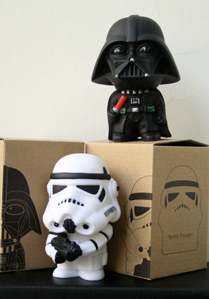 AlimaTecnomoda's tweet photo. Para los aficionados de #StarWars dos figuritas, por 15€ !! Envio GRATIS! https://t.co/UVKdJB8rCL