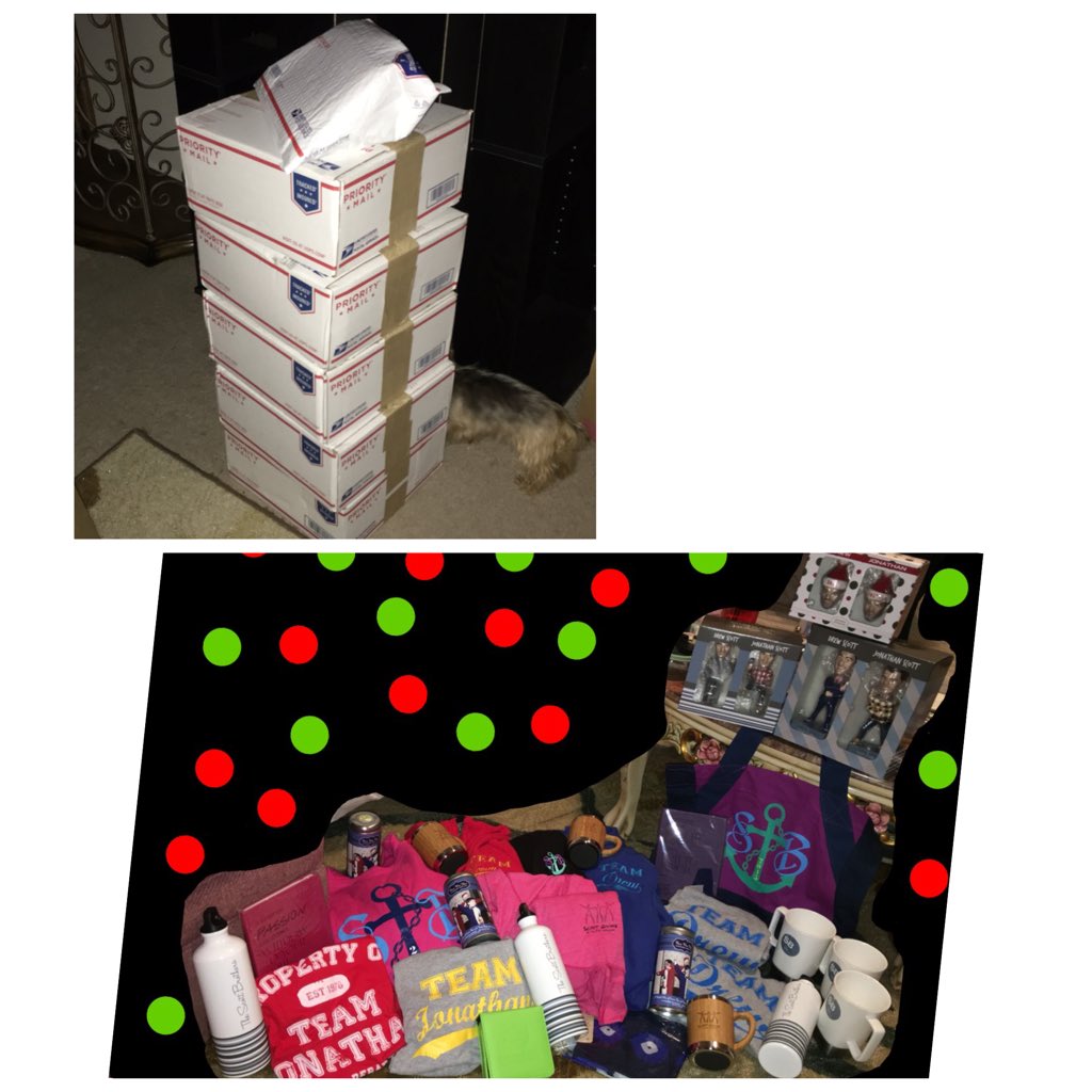 gabriellebragg4's tweet photo. As a follow up: this is what happens when you holiday shop for a fam of 3๐ #BoughTheWholeDangShop #ScottShop https://t.co/cgeK8mUwHr