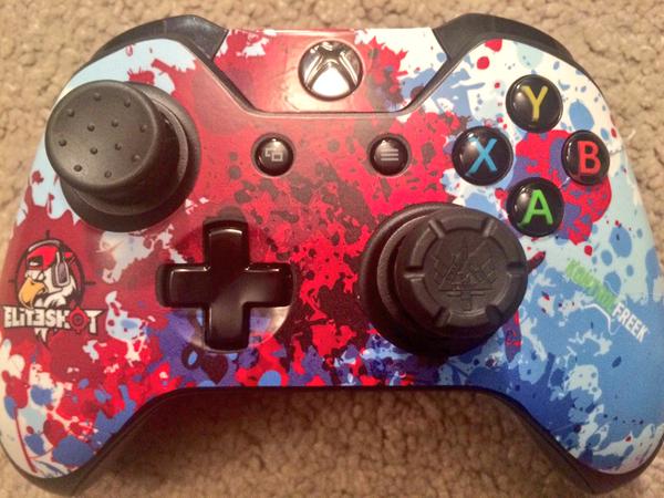 JawGroovy_'s tweet photo. Just ordered a @iEliteShot XB1 Controller! looks fucking sick, seeing it of this pic!!!:) https://t.co/wnXOXIVCrS