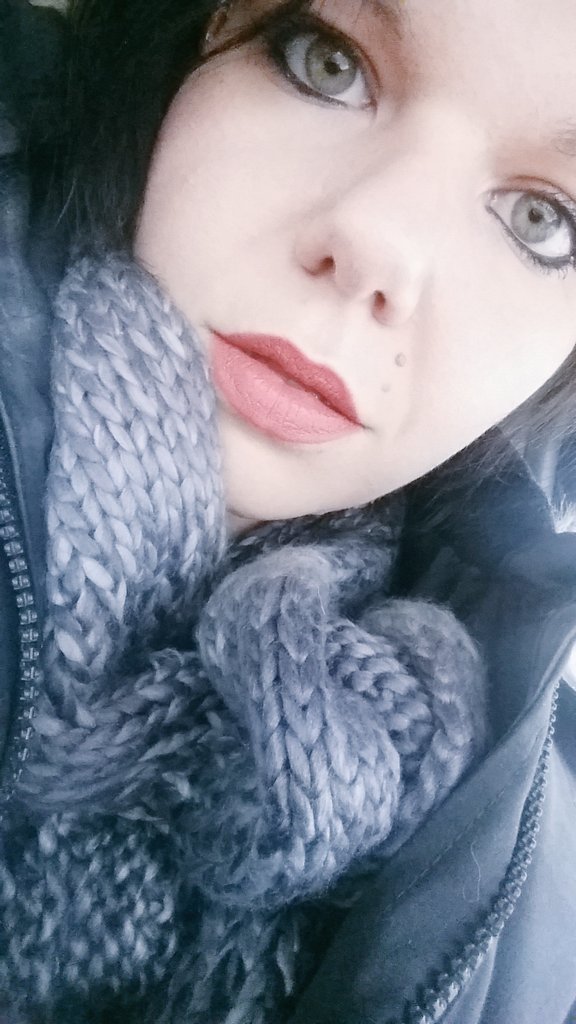 missjennymd's tweet photo. @Loreal @lorealparis @LOrealParisCAN #shessomatte never enjoyed lipstick until I found this! Lasted all day! 💋❤ https://t.co/Ri9LU1uDC1