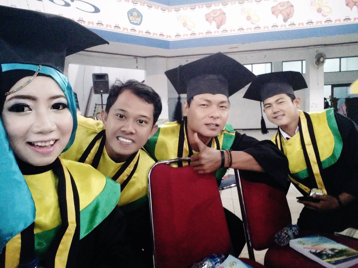 Terimakasih kk kk 😊