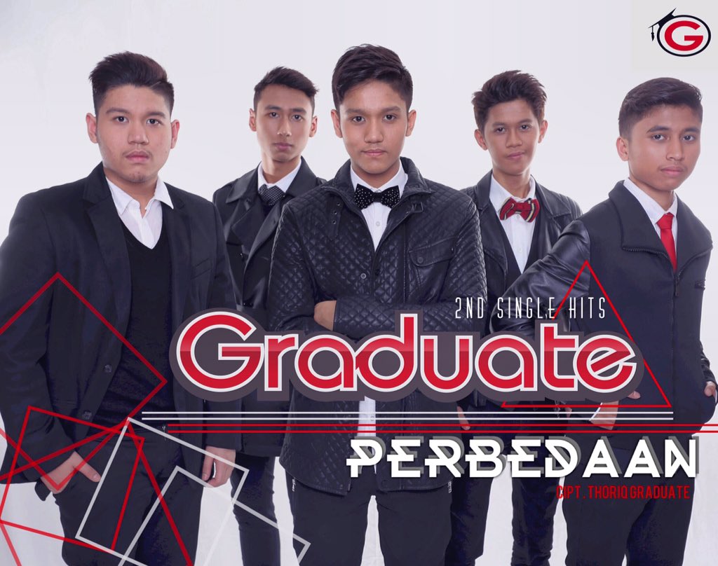GraduatebandOfc's tweet photo. @graduateband - Perbedaan (2nd Single Hits) cipt @m_thoriqhalim ..hayo request terus lagu perbedaan ya #Graduateband https://t.co/3ngaaxJKWq