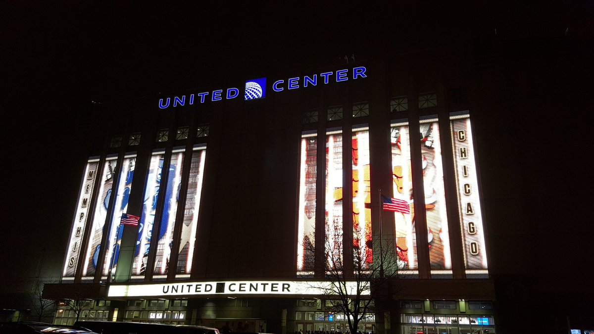 YVERAPOPP's tweet photo. #dabulls
#unitedcenter https://t.co/ueeYDK1kh3