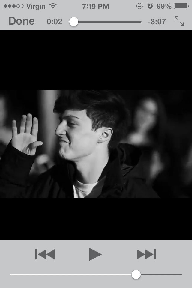 Eaviebean's tweet image. Look at THIZZ FACE 😍😂 @YourBoyMyles @KalinAndMyles  #GetItGetItGetIt