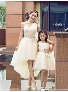 Retailings's tweet photo. One-Shoulder Beaded Appliques #Tulle High-Low Short #Wedding #Dress
#Buy at $389.85 only - https://t.co/DraaWn3aNx https://t.co/i3JwYucW8K