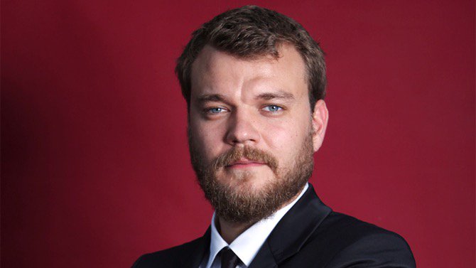 NewRockstars's tweet photo. Euron Greyjoy is going to be a huge part of #GameOfThrones. Here's what you need to know: https://t.co/ORptiecWqV https://t.co/n0yaHQAwcB