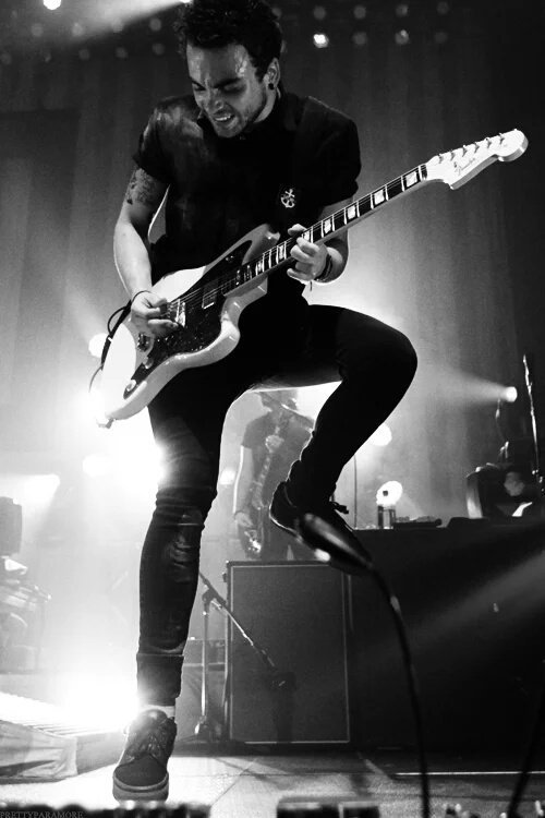 Happy bday to u taylor york! 