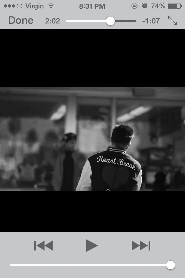 Eaviebean's tweet image. I&apos;m wit that Heartbreak Gang kid &quot;@HBKPLO&quot; 💔🎊🎊 #GetItGetItGetIt