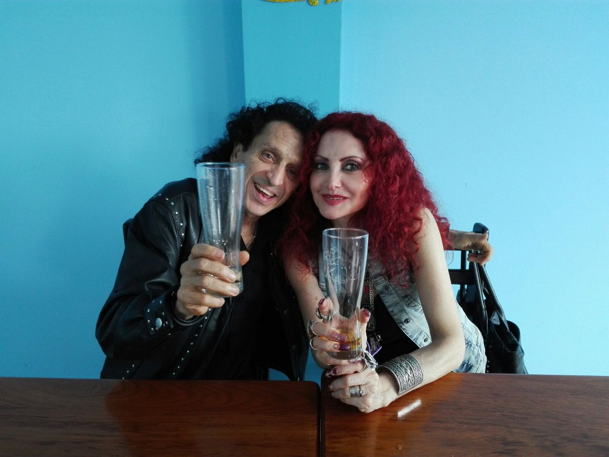 Brindando con mi domadora!!!