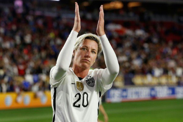 WSSTifo's tweet photo. FULLTIME! China defeats the #USWNT in the final game of the #VictoryTour by a score of 1-0! #USAvsCHN https://t.co/HZZknoxxNB