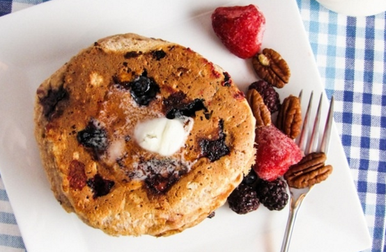greatist's tweet photo. 33 Healthier Breakfast Alternatives https://t.co/DZYxBYl8gc #healthy #breakfasts https://t.co/cAg95cSU6g
