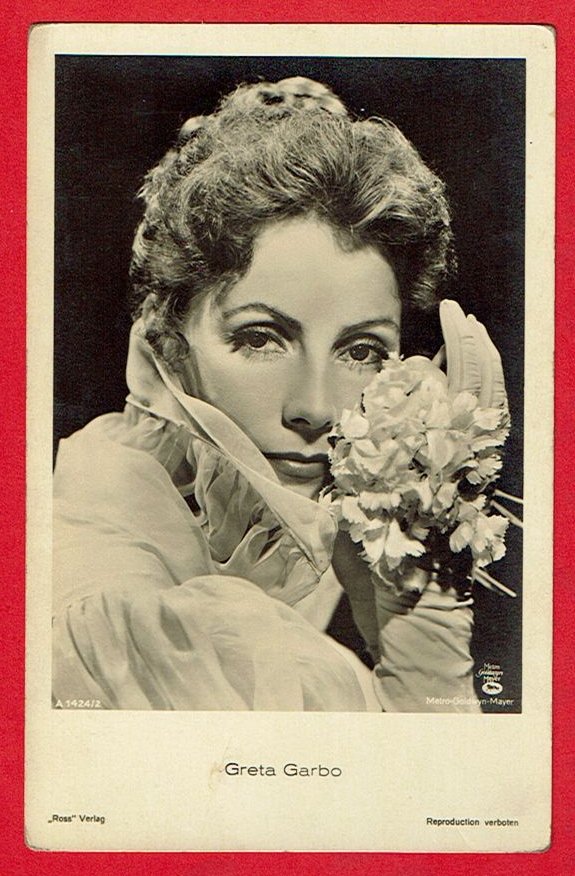 GodeBay's tweet photo. #Filmstar #Greta #Garbo #Original-#Autogramm-#Postkarte vor 2/45 #Antiquität #Rarität 6,72 https://t.co/llX884eNQr https://t.co/d4oZw6tfrV