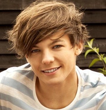 thishwiththisl's tweet photo. this Harry with this Louis https://t.co/wr8rKnDIdl