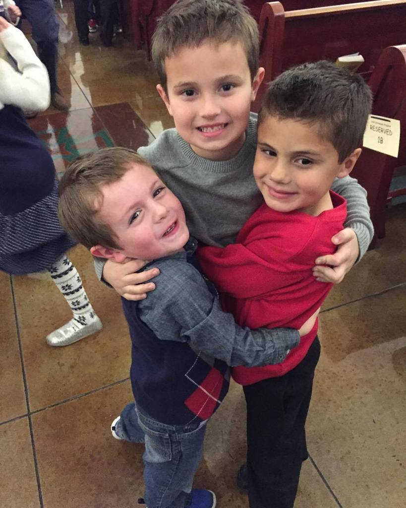 LVGully's tweet photo. My three youngest...trouble and joy all at the same time! #FatherFlow https://t.co/7iLBa20F5F