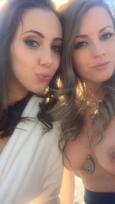 I had a beautiful day with @JennaSativa https://t.co/ioDpUZqIfx