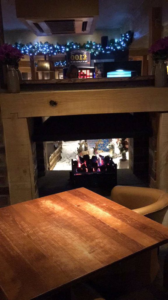 Nice fire in the restaurant where we had our #Christmas dinner. Feeling Christmassy now 😄👌 #tfb #F4F