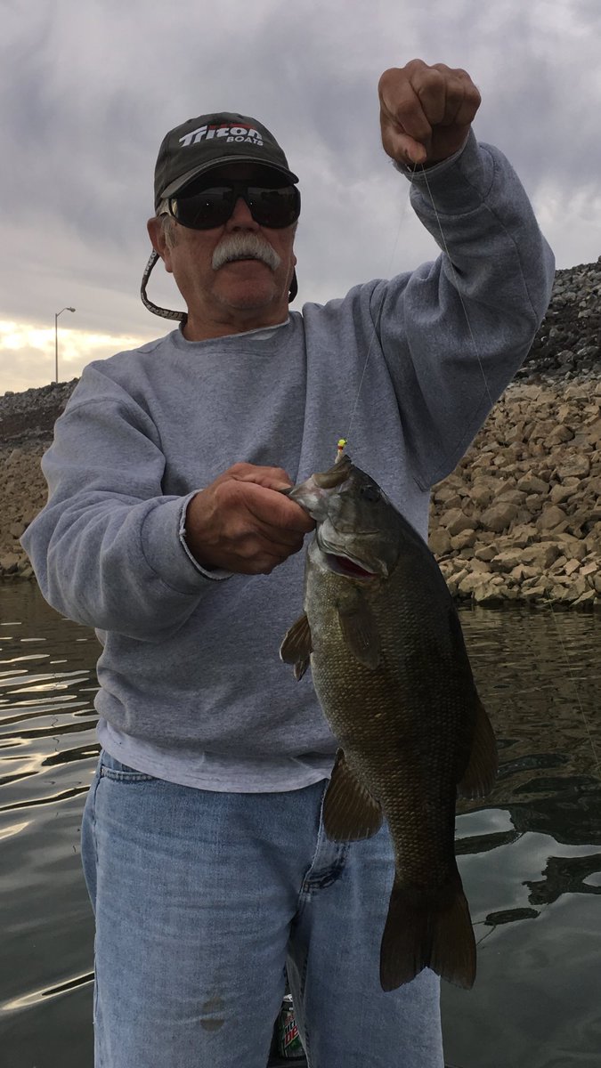 RexvolRex's tweet image. Smallmouth Bass Fishin with Cuz