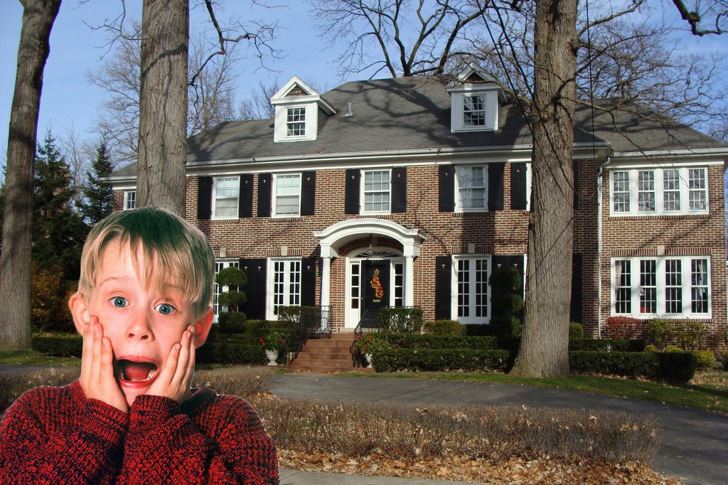 realtordotcom's tweet photo. 'Home Alone' turned 25! See how the house held up 2.5 decades later https://t.co/tRjCXefHYs https://t.co/ttNeYW17Ql